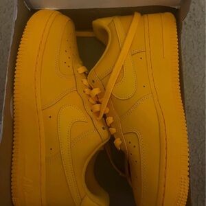 Nike Air Force 1 Low Yellow Sneakers